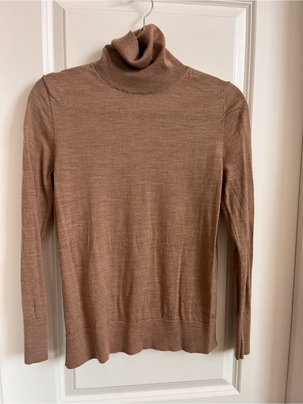 Women’s gap turtleneck